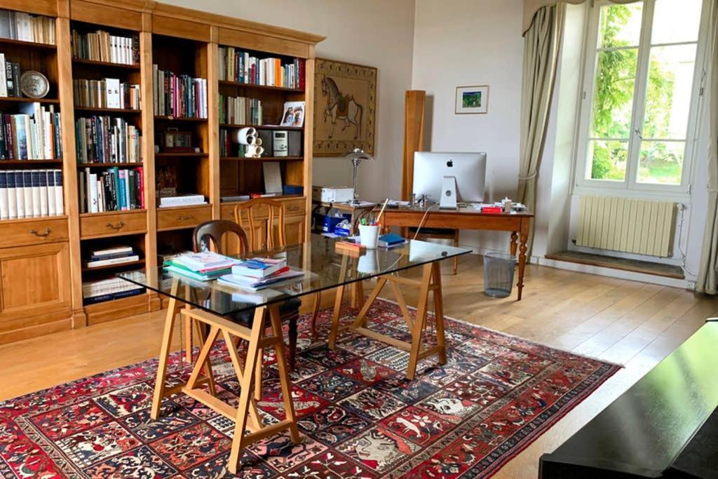 Beautiful Country House Located 50Min From Paris Eiffel Tour - Demeure D'Exception A 50Min De Paris Tour Eiffel Hodent Екстериор снимка